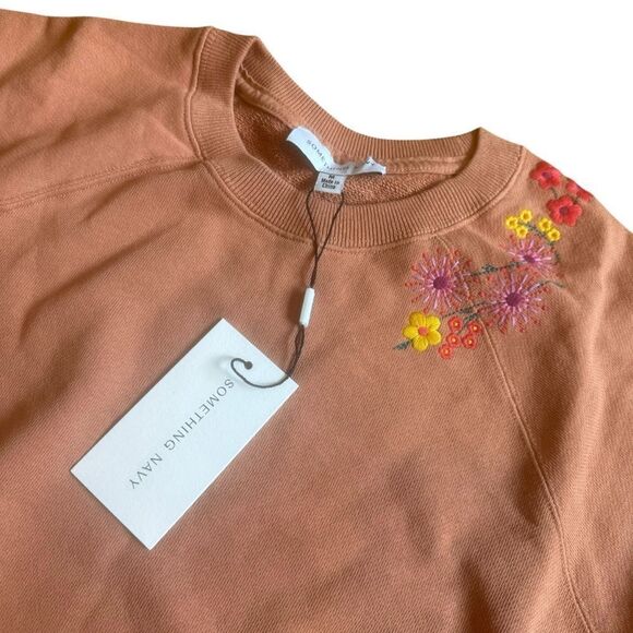 Revolve Something Navy Embroidered Camel Crew Neck Sweater Sweatshirt Size M - Picture 5 of 8